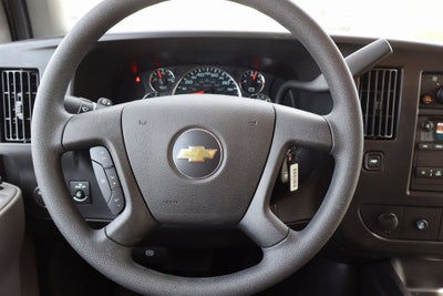 2026 Chevrolet Express Cutaway 3500 1WT