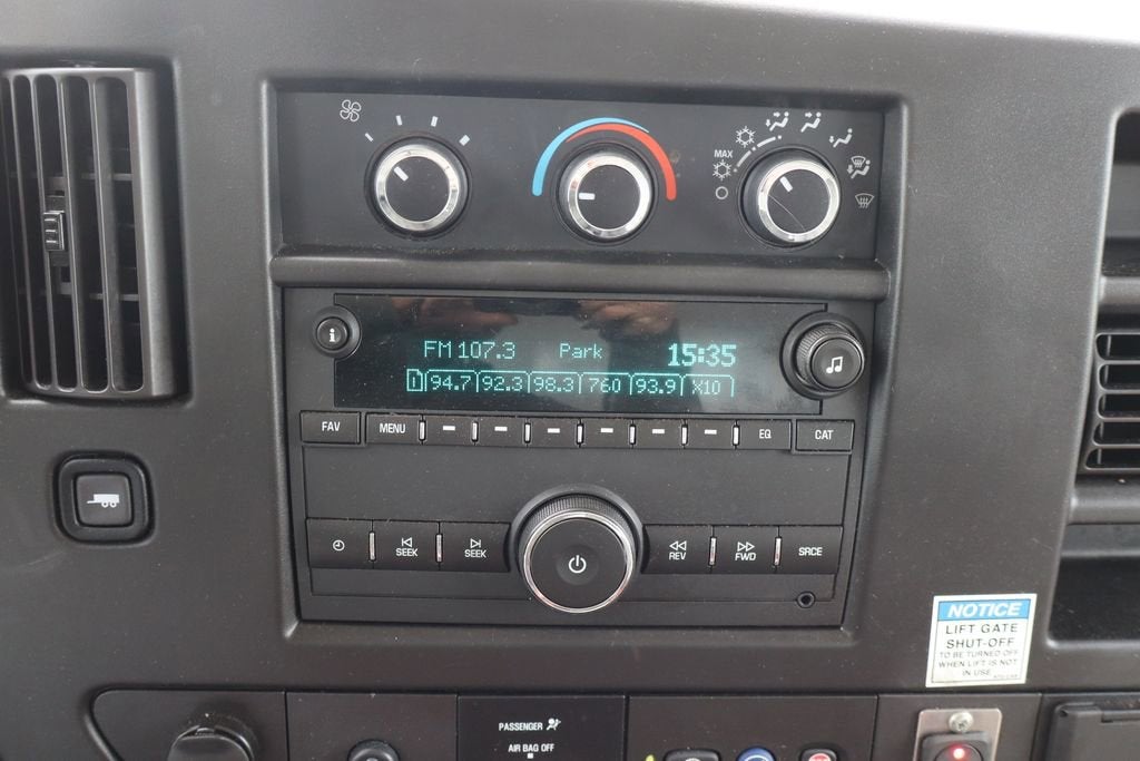 2022 Chevrolet Express Cutaway 3500 Base