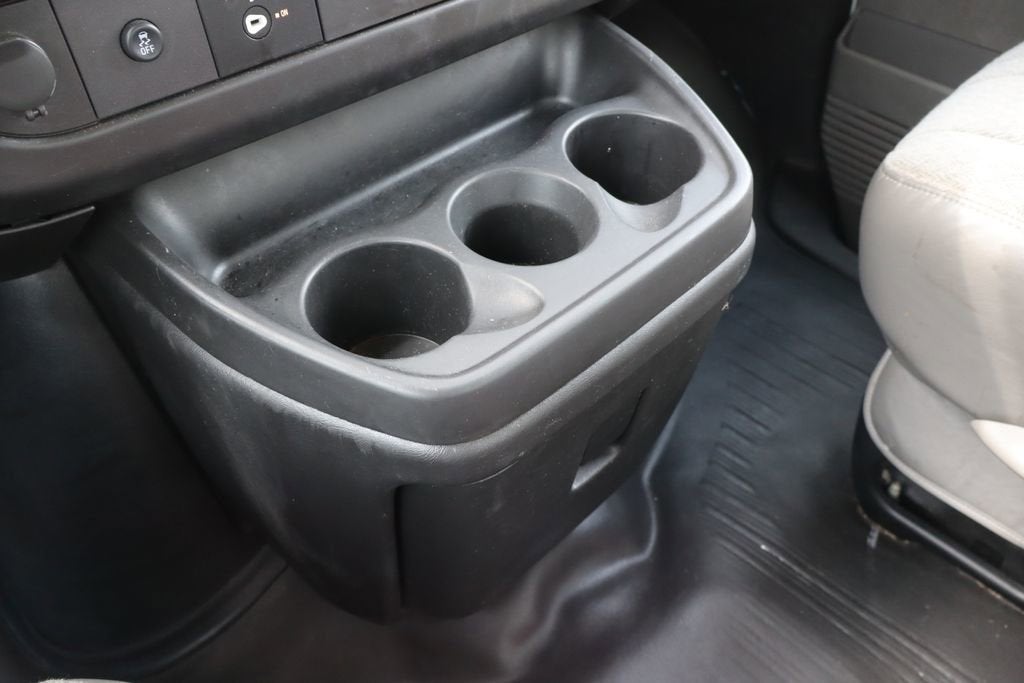 2022 Chevrolet Express Cutaway 3500 Base