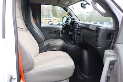 2022 Chevrolet Express Cutaway 3500 Base