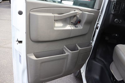 2022 Chevrolet Express Cutaway 3500 Base