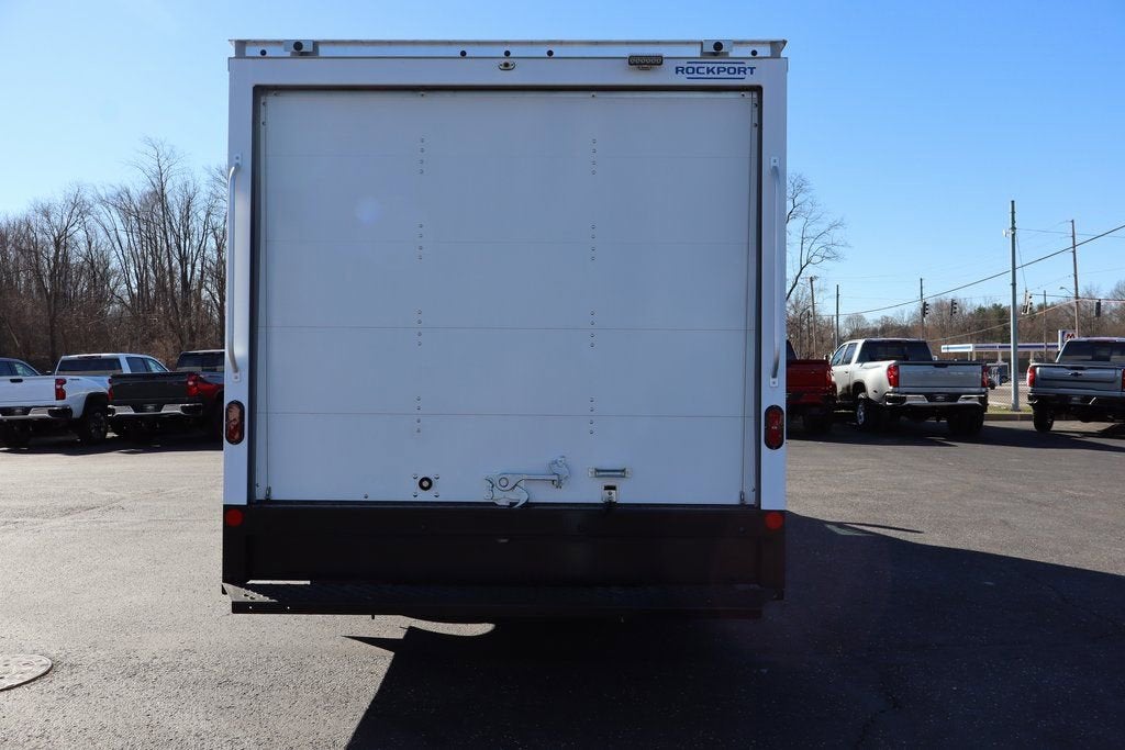 2026 Chevrolet Express Cutaway 3500 1WT