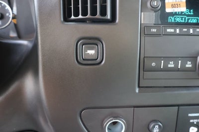 2026 Chevrolet Express Cutaway 3500 1WT