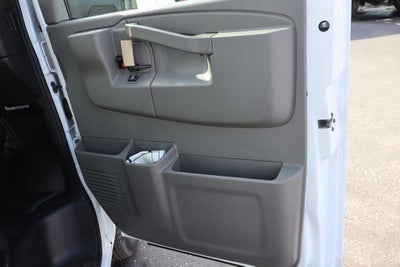 2026 Chevrolet Express Cutaway 3500 1WT