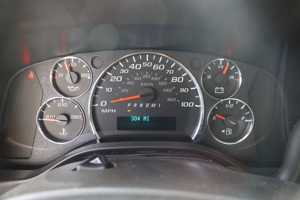 2026 Chevrolet Express Cutaway 3500 1WT