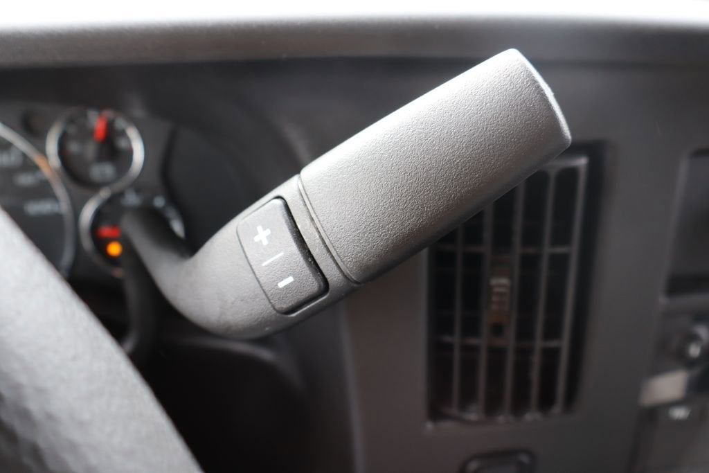 2026 Chevrolet Express Cutaway 3500 1WT