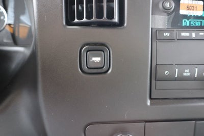 2026 Chevrolet Express Cutaway 3500 1WT