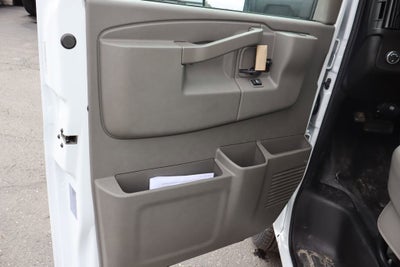 2026 Chevrolet Express Cutaway 3500 1WT