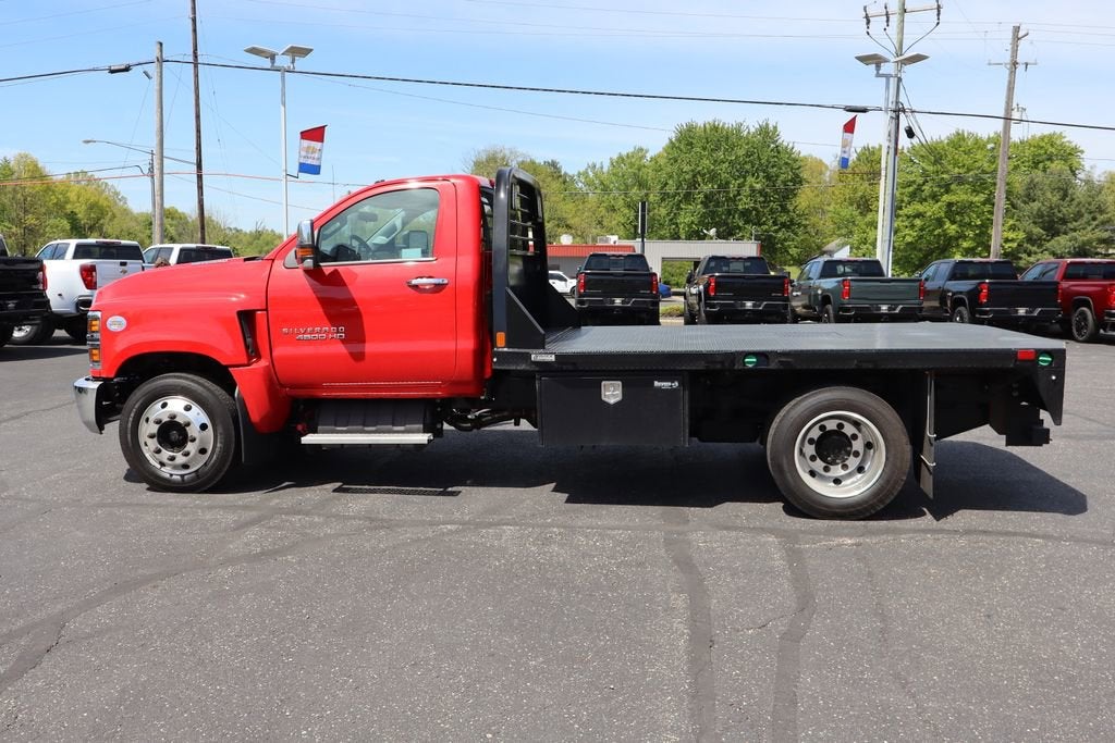 2024 Chevrolet Silverado 4500 HD Work Truck w/ Flatbed Body