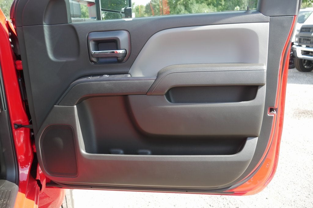 2024 Chevrolet Silverado 5500 HD Work Truck