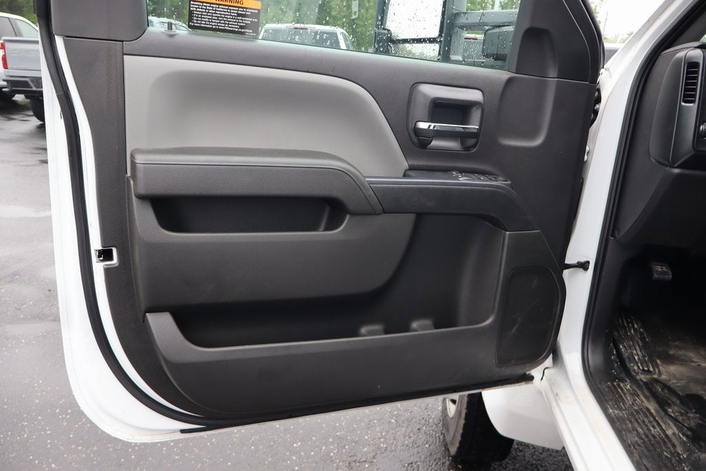 2024 Chevrolet Silverado 5500 HD Work Truck