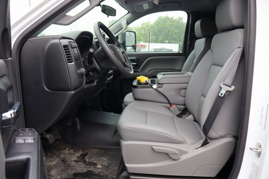 2024 Chevrolet Silverado 5500 HD Work Truck