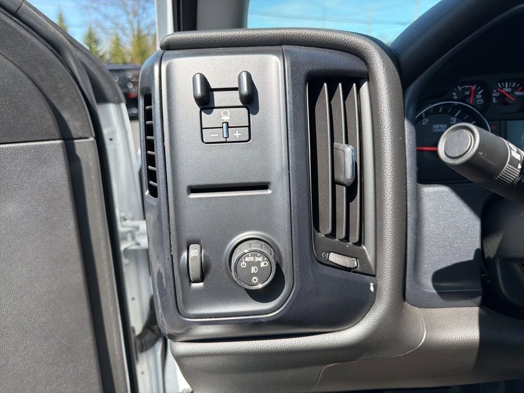 2024 Chevrolet Silverado 6500 HD Work Truck