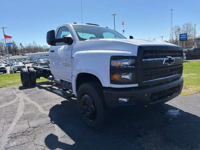 2024 Chevrolet Silverado 6500 HD Work Truck