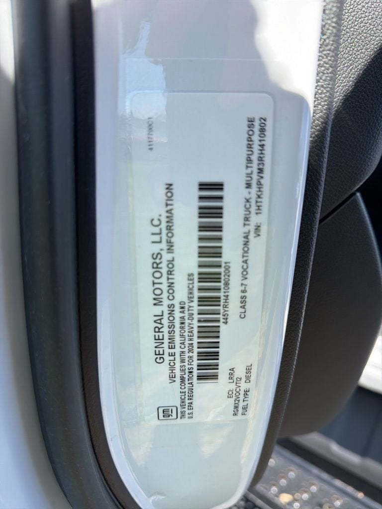 2024 Chevrolet Silverado 6500 HD Work Truck