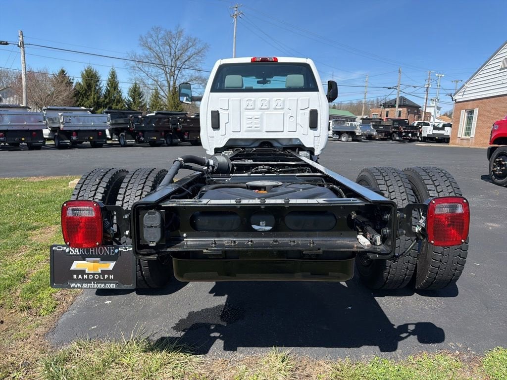 2024 Chevrolet Silverado 6500 HD Work Truck
