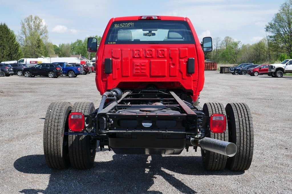 2024 Chevrolet Silverado 6500 HD Work Truck