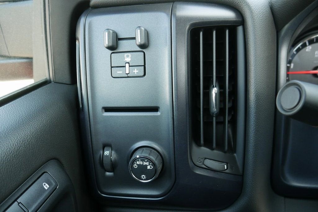 2024 Chevrolet Silverado 6500 HD Work Truck