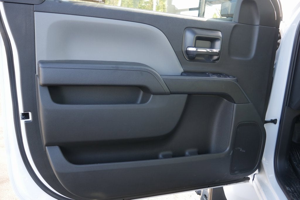 2024 Chevrolet Silverado 5500 HD Work Truck