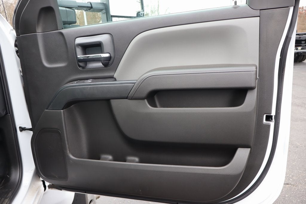 2024 Chevrolet Silverado 5500 HD Work Truck