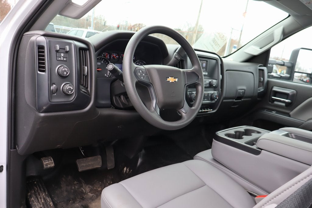 2024 Chevrolet Silverado 5500 HD Work Truck