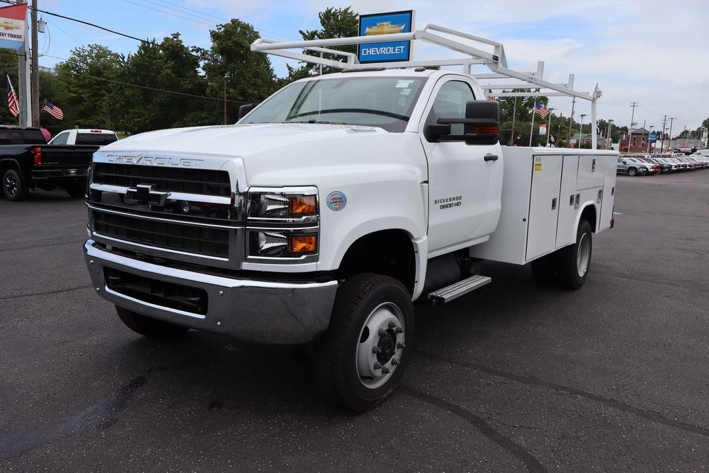 2024 Chevrolet Silverado 5500 HD Work Truck
