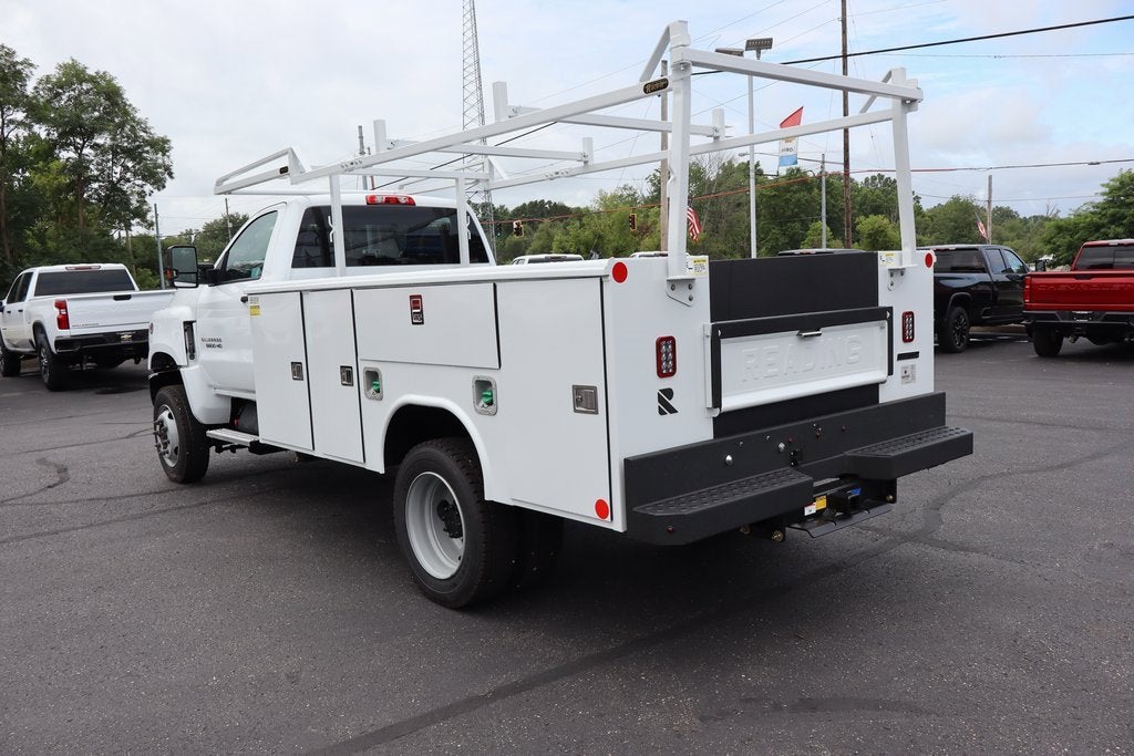 2024 Chevrolet Silverado 5500 HD Work Truck