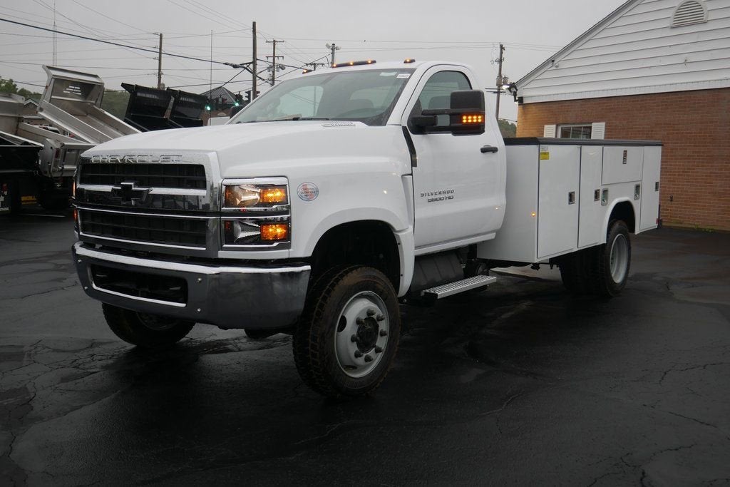 2024 Chevrolet Silverado 5500 HD Work Truck