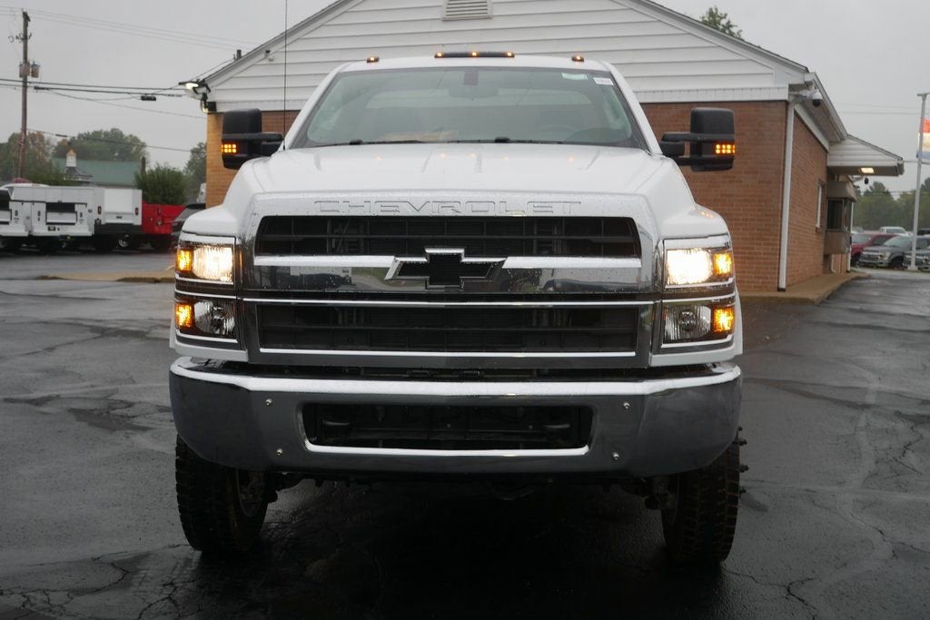 2024 Chevrolet Silverado 5500 HD Work Truck