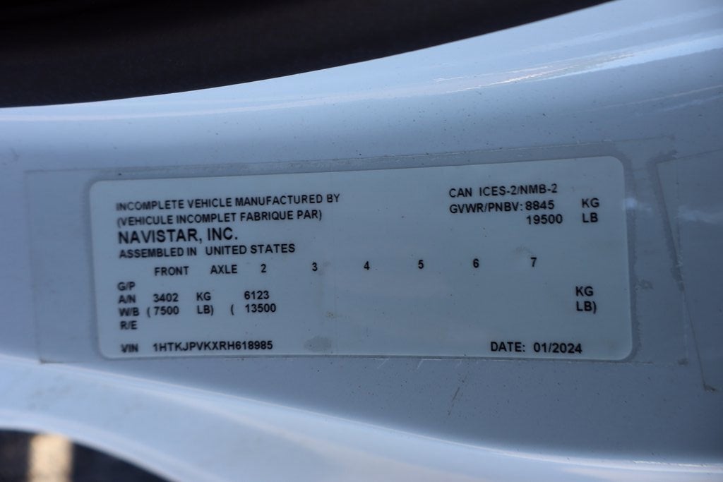 2024 Chevrolet Silverado 5500 HD Work Truck