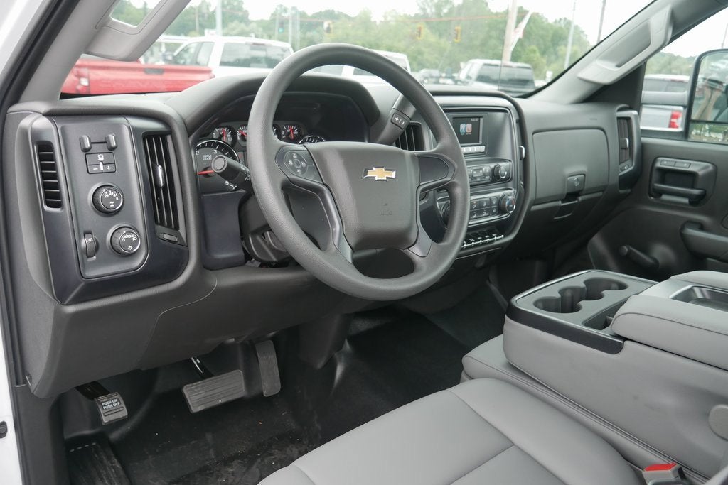 2024 Chevrolet Silverado 6500 HD Work Truck