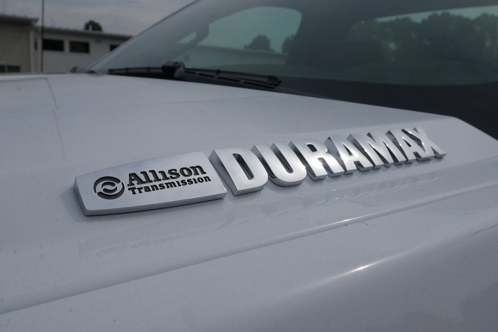 2024 Chevrolet Silverado 6500 HD Work Truck