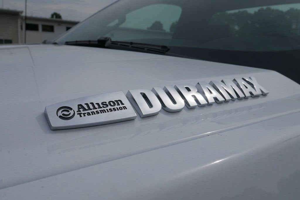 2024 Chevrolet Silverado 6500 HD Work Truck