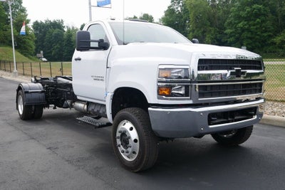 2024 Chevrolet Silverado 6500 HD Work Truck