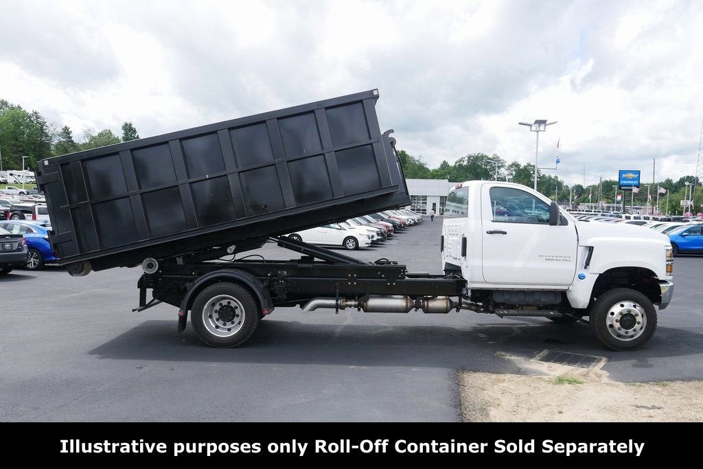 2024 Chevrolet Silverado 6500 HD Work Truck
