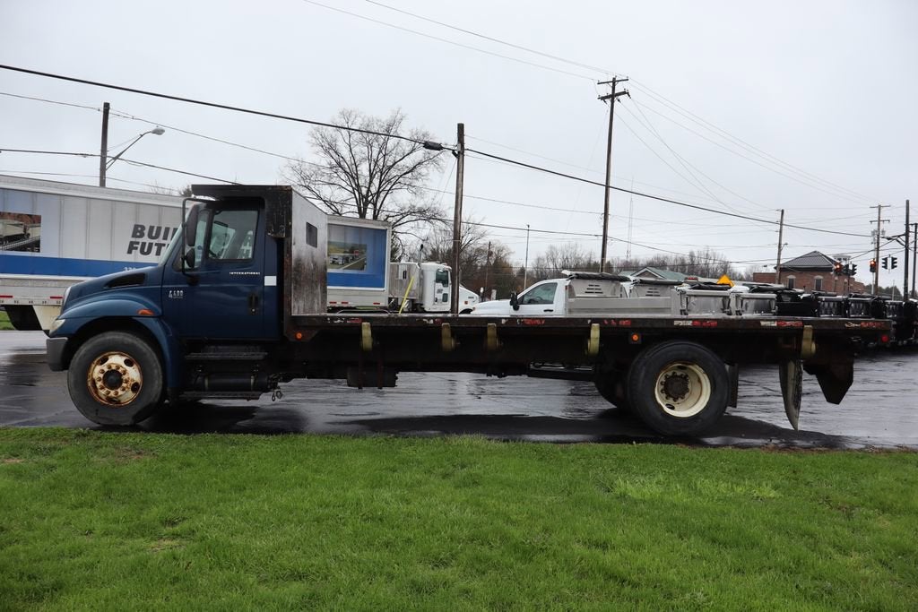 2006 INTERNATIO 4400 SBA Base
