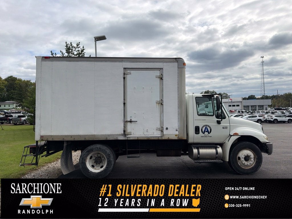 2006 INTER 4300 DURAMAX Box Truck