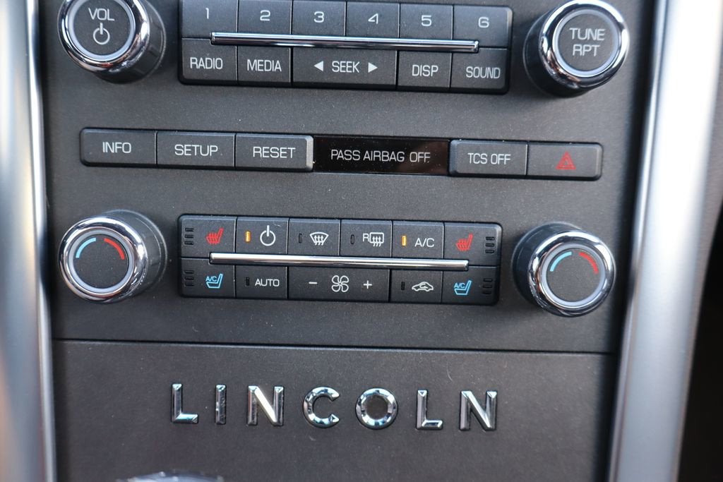 2012 Lincoln MKS Base