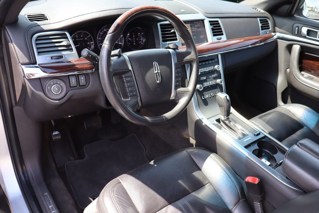 2012 Lincoln MKS Base