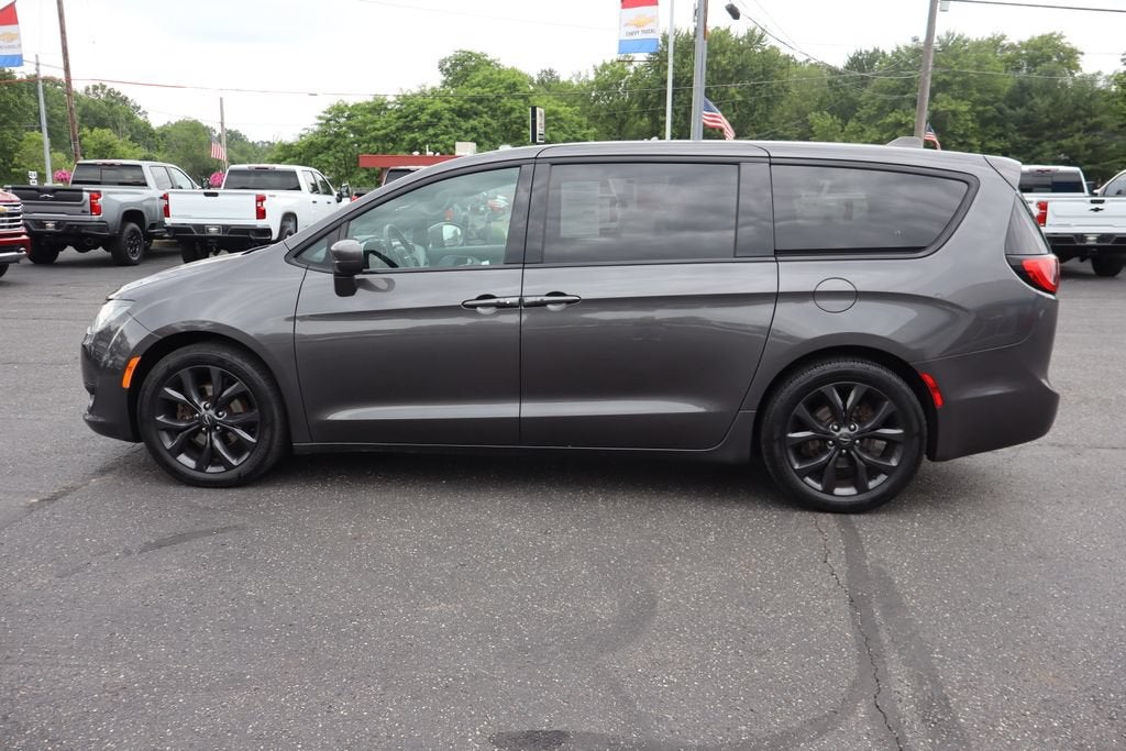 2018 Chrysler Pacifica Touring Plus