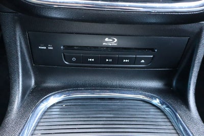 2015 Chrysler Town & Country S