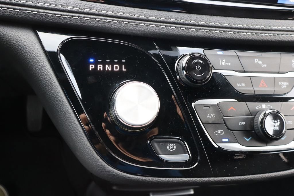 2025 Chrysler Pacifica Hybrid Select