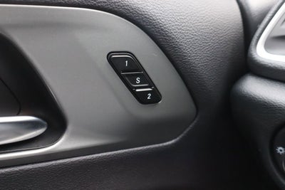 2025 Chrysler Pacifica Hybrid Select
