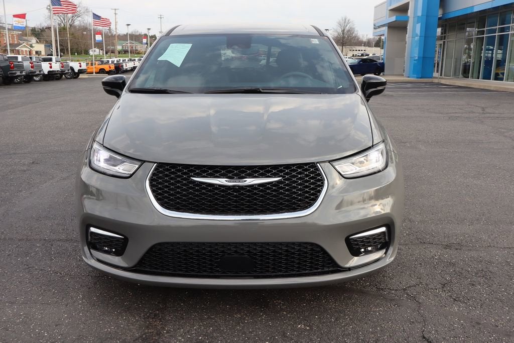 2025 Chrysler Pacifica Hybrid Select