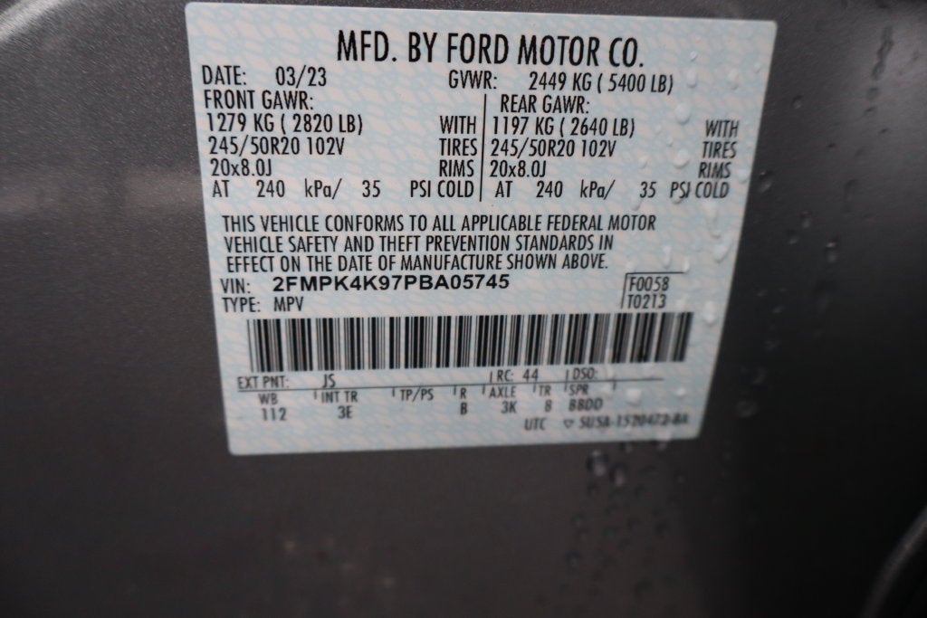 2023 Ford Edge Titanium