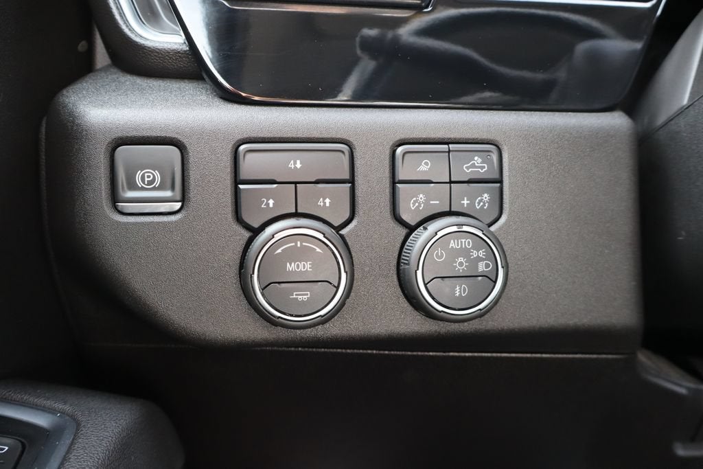 2025 Chevrolet Silverado 3500 HD LT