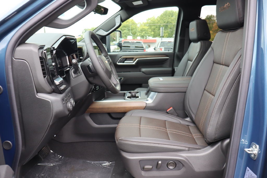 2026 Chevrolet Silverado 3500 HD High Country