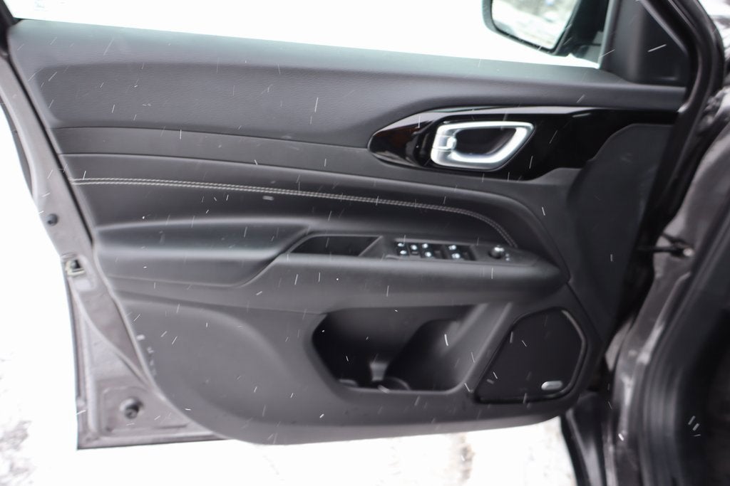 2023 Jeep Compass Altitude