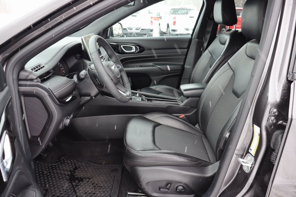 2023 Jeep Compass Altitude