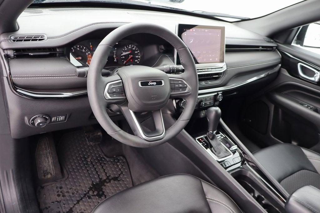 2023 Jeep Compass Altitude